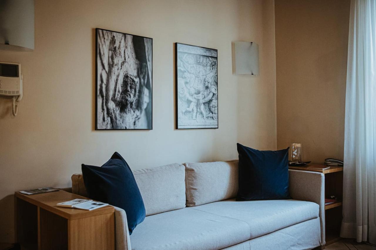 Ascanio Sforza - Suites & Apartments มิลาน ภายนอก รูปภาพ