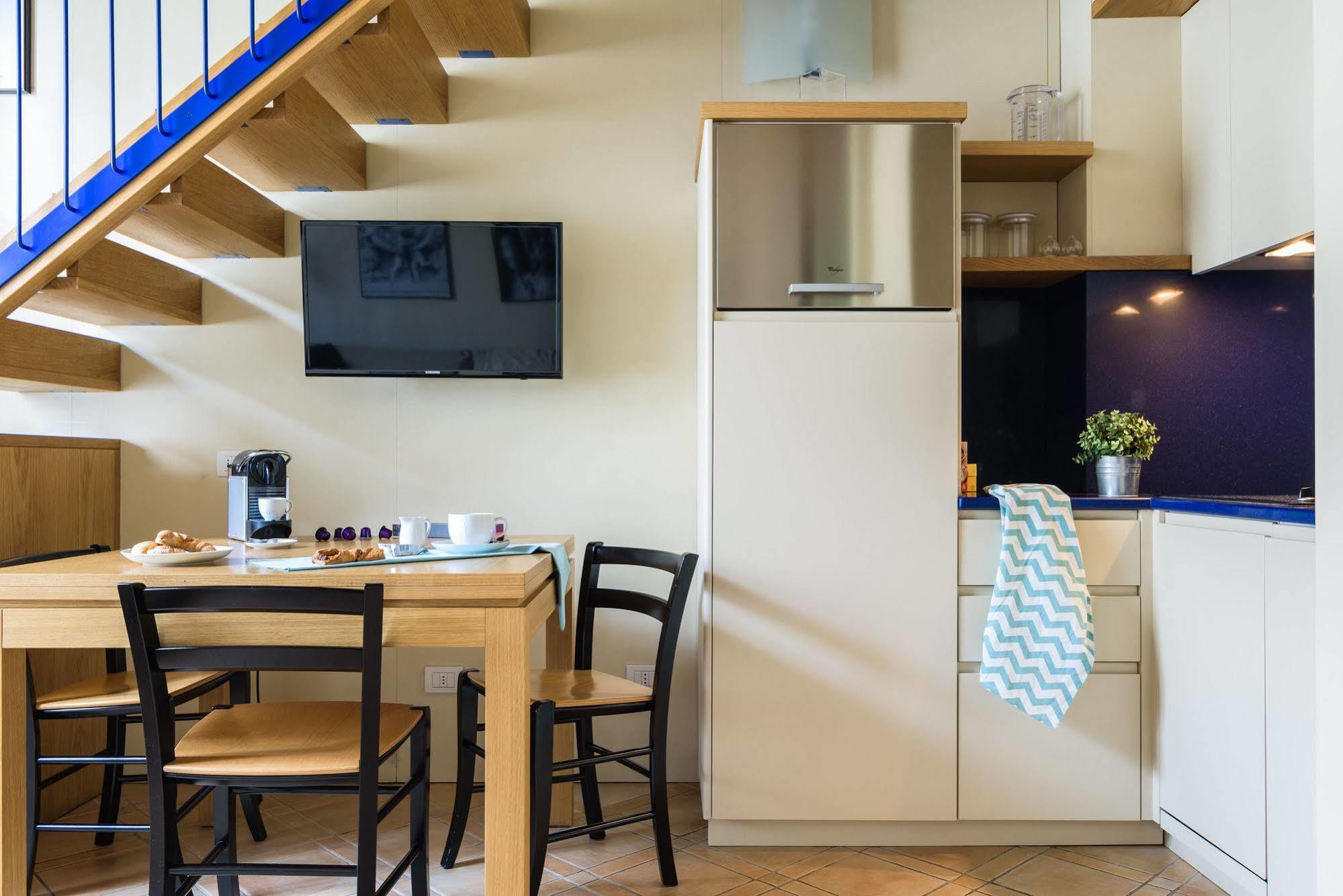 Ascanio Sforza - Suites & Apartments มิลาน ภายนอก รูปภาพ